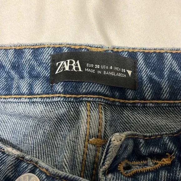 Zara High Rise Straight Leg Jeans with cuffed distressed bottom - Picture 3 of 5